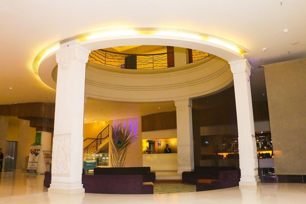 Barsana Hotel & Resort Силигури Экстерьер фото