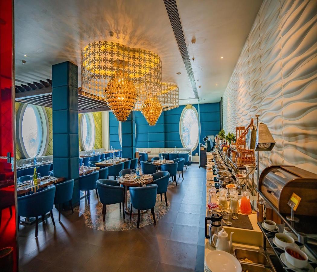 Barsana Hotel & Resort Силигури Экстерьер фото