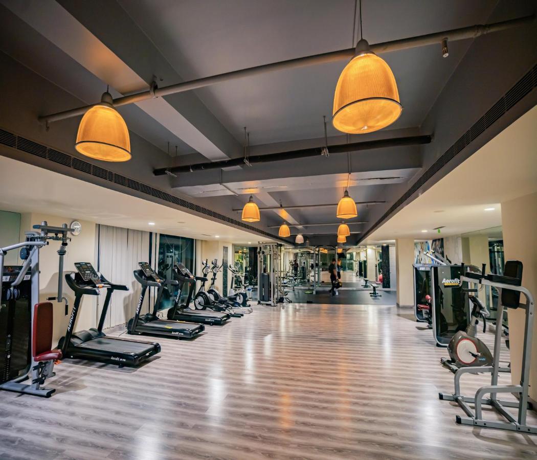 Barsana Hotel & Resort Силигури Экстерьер фото